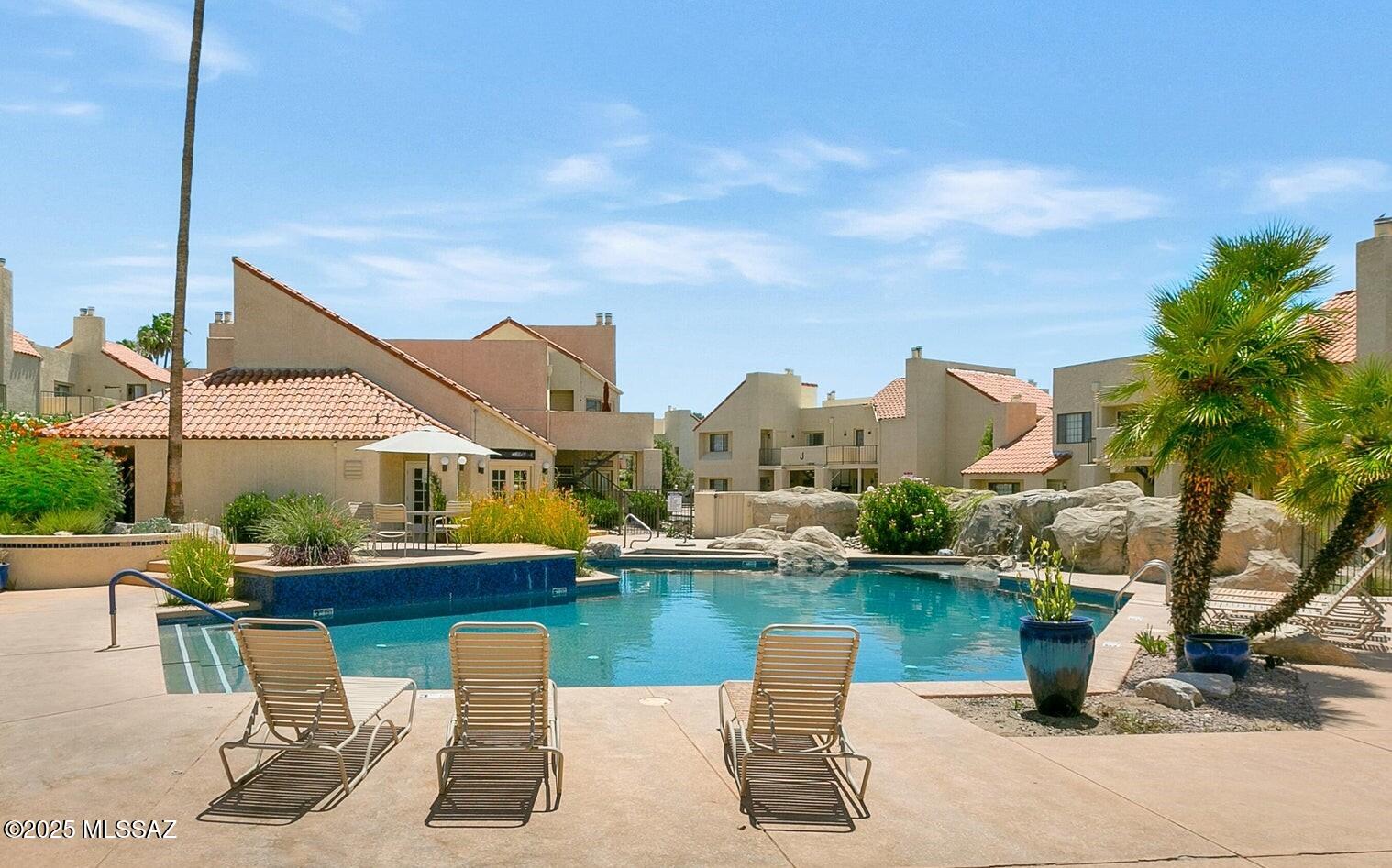 1200 East River Road, Unit J124 Tucson, AZ 85718 - Photo 12 of 15