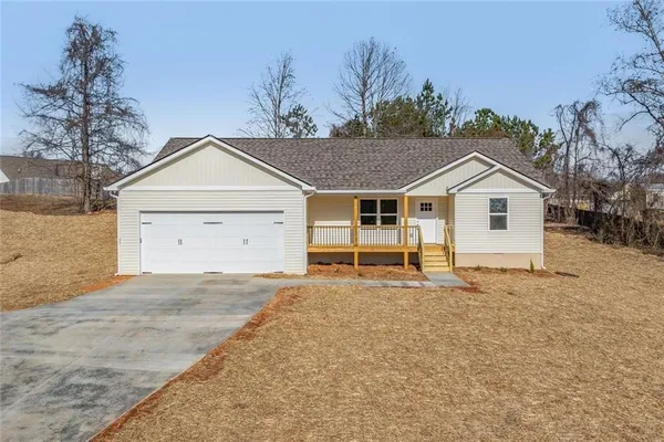 $338,500 | 625 Cypress Drive, Mount Airy, GA 30563