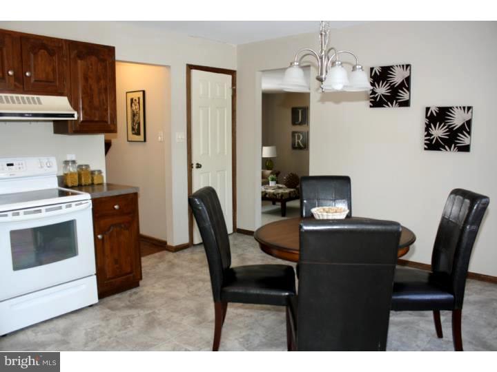 357 Kintner Road Kintnersville, PA 18930 - Photo 5 of 13 Gallery Image 5
