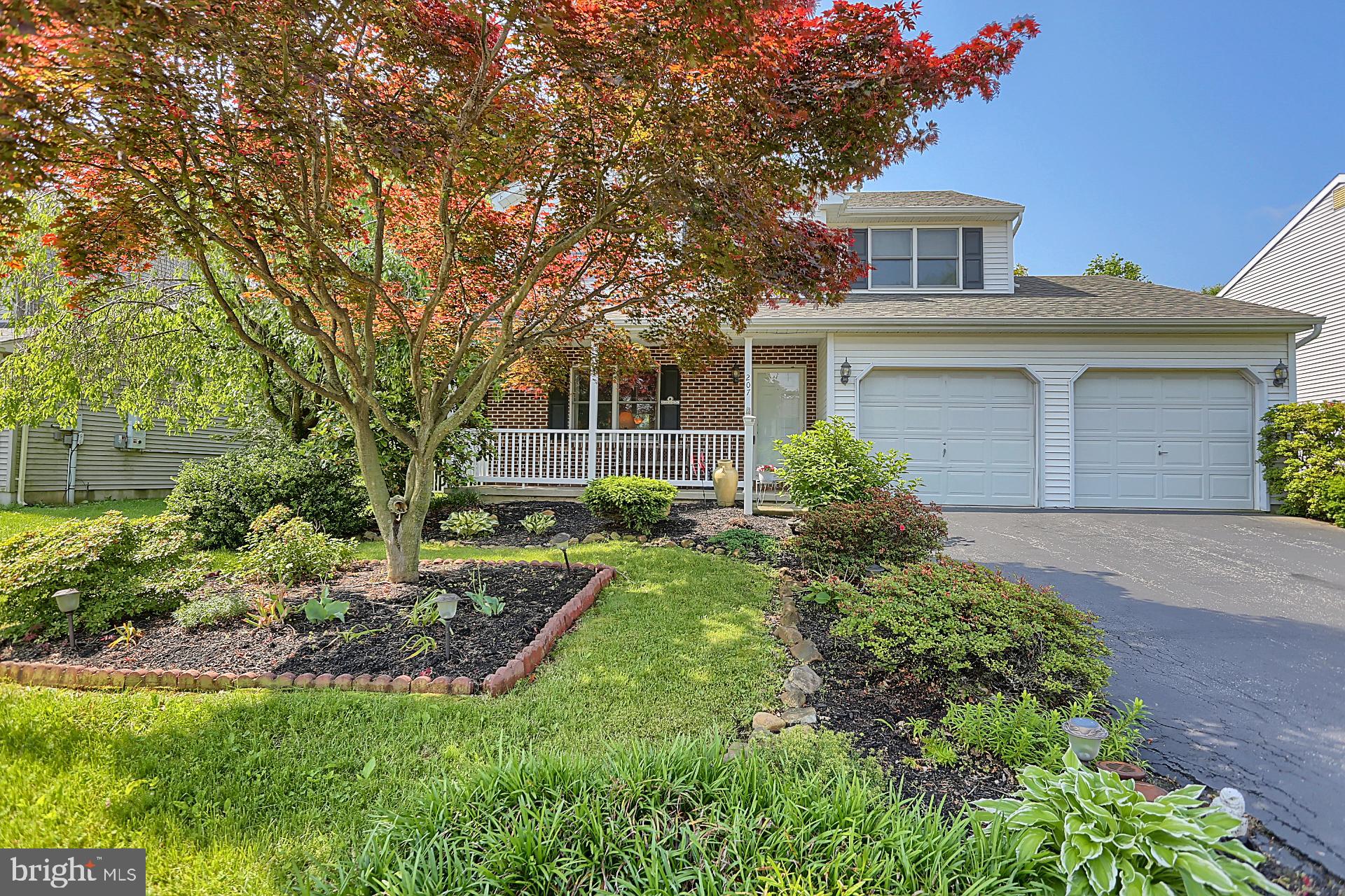 207 Sunrise Road Reading, PA 19606 - Photo 2 of 28