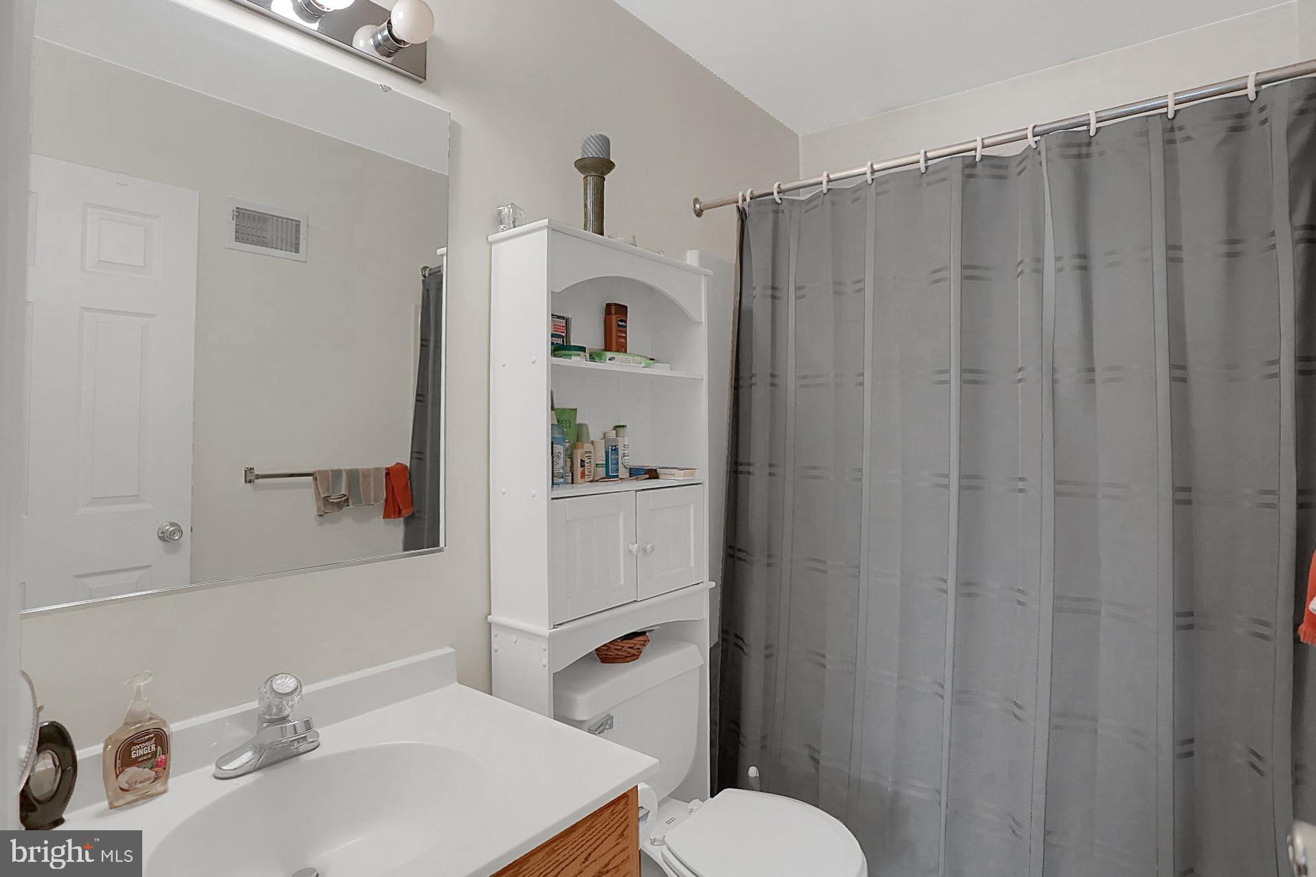 207 Sunrise Road Reading, PA 19606 - Photo 18 of 28