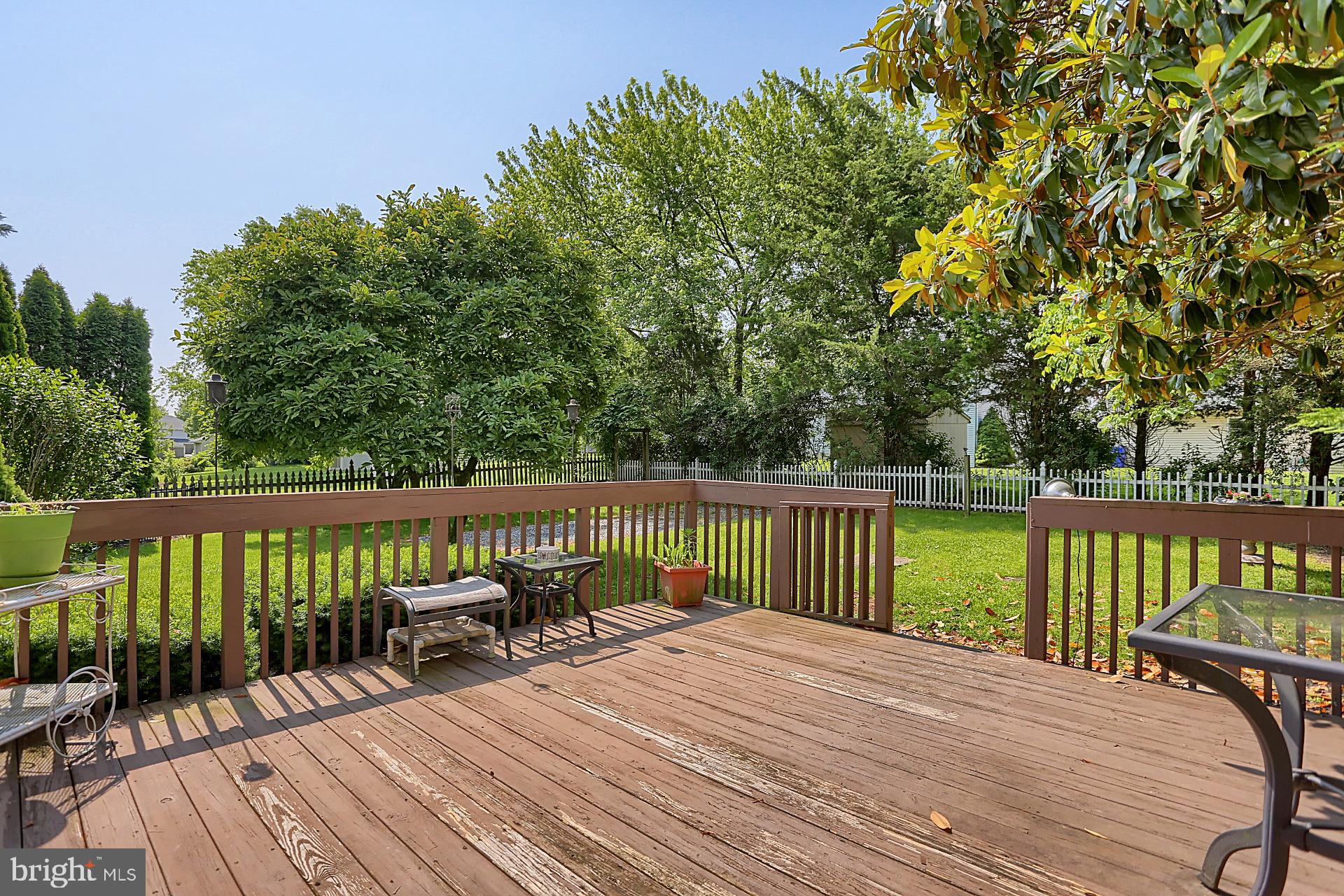 207 Sunrise Road Reading, PA 19606 - Photo 25 of 28