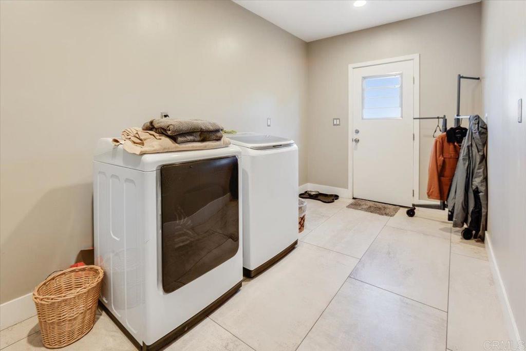 5382 Willman Way Fallbrook, CA 92028 - Photo 23 of 64