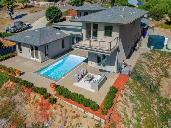 $1,499,900 | 5382 Willman Way, Fallbrook, CA 92028
