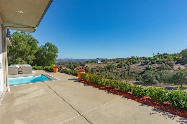 $1,995,000 | 5382 Willman Way, Fallbrook, CA 92028