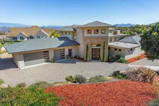 $1,995,000 | 5382 Willman Way, Fallbrook, CA 92028