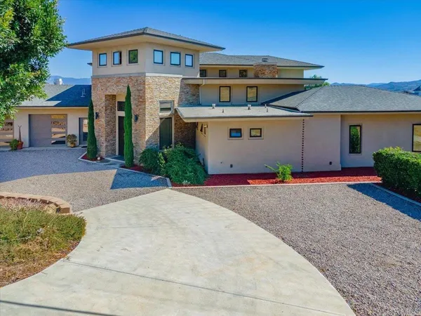 $1,499,900 | 5382 Willman Way, Fallbrook, CA 92028