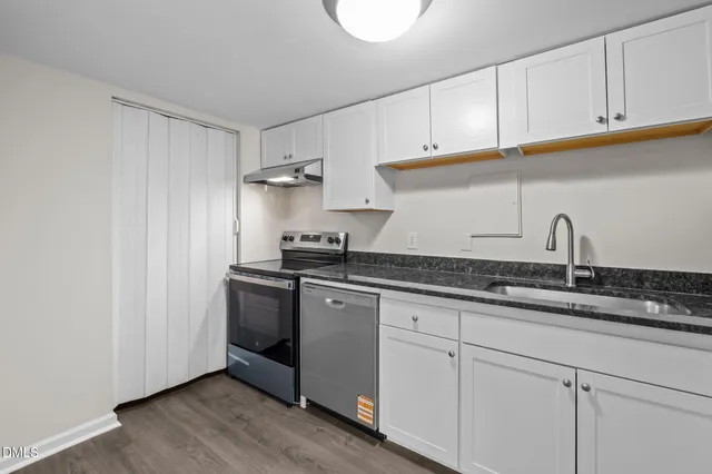 $1,750 | 500 Umstead Drive, Unit 303C, Chapel Hill, NC 27516