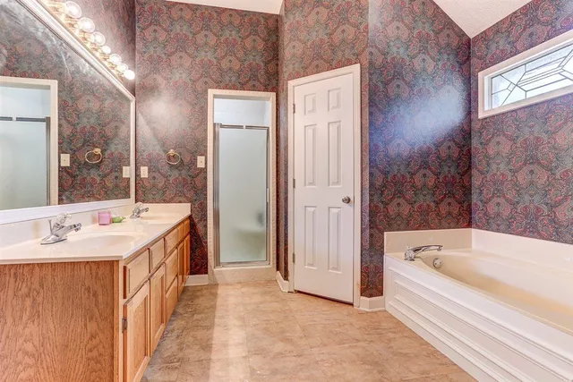 $285,000 | 948 Waif Woods Cove, Memphis, TN 38018