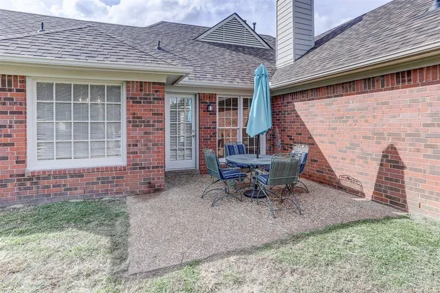 $285,000 | 948 Waif Woods Cove, Memphis, TN 38018