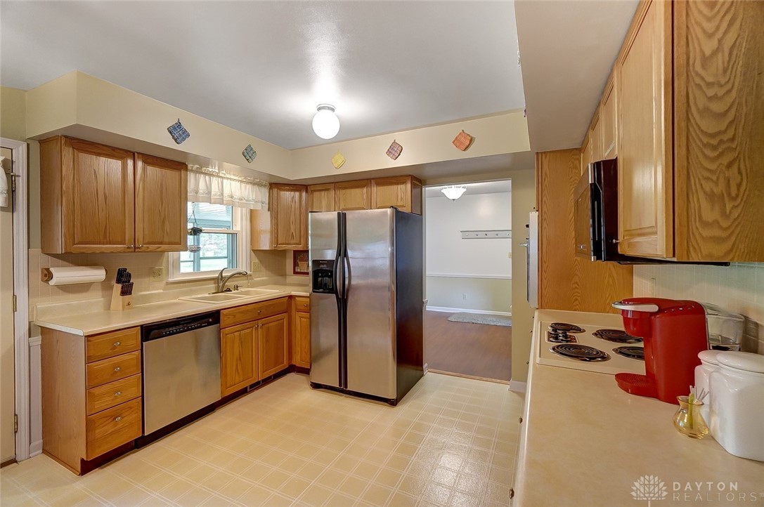 7609 Kings Run Road Dayton, OH 45459 - Photo 14 of 43 Gallery Image 14