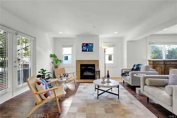 $5,500 | 1707 North Fair Oaks Avenue, Unit 109, Pasadena, CA 91103