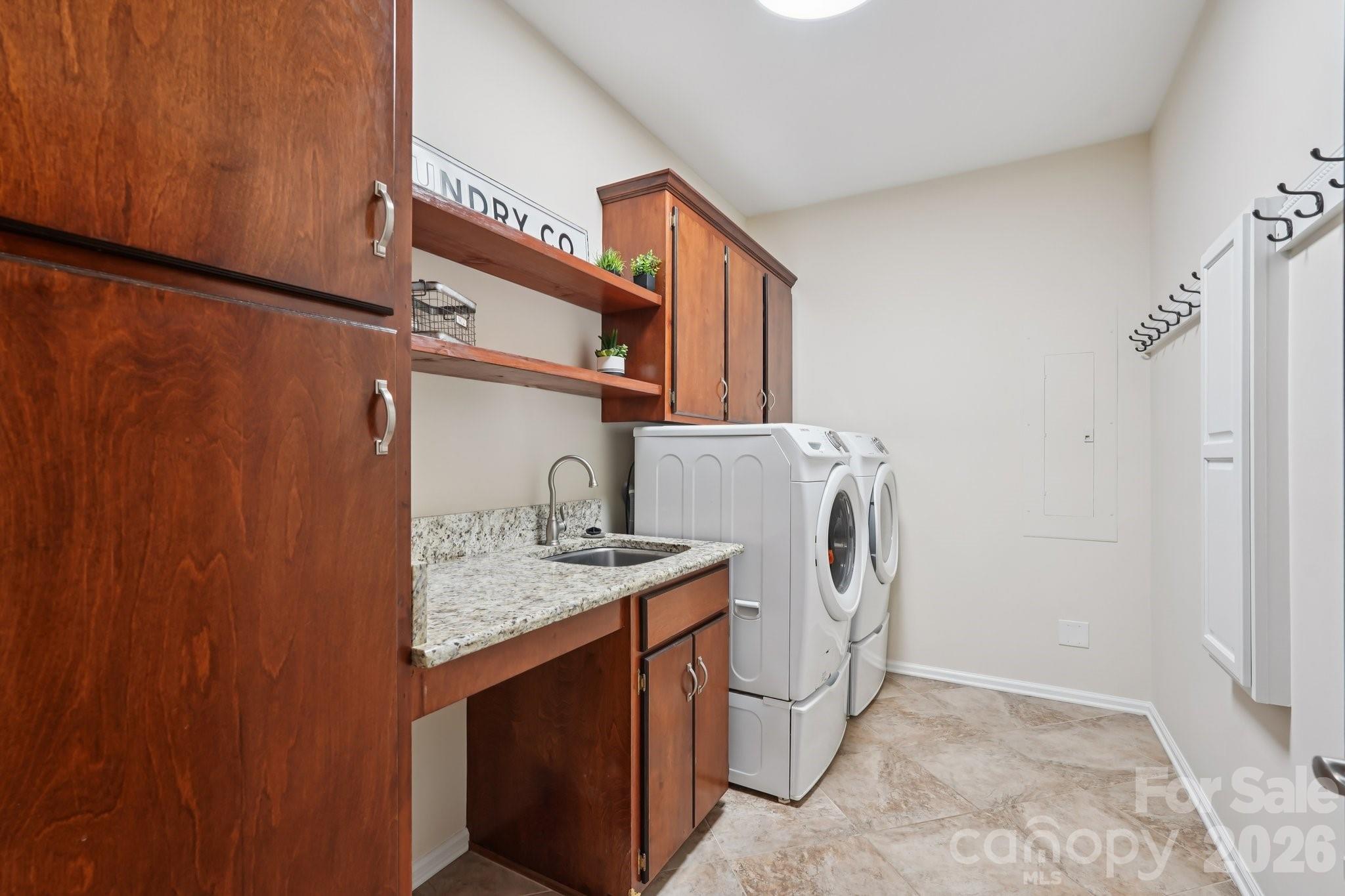 11655 Terrill Ridge Drive Davidson, NC 28036 - Photo 24 of 40 a utility room with dryer and washer