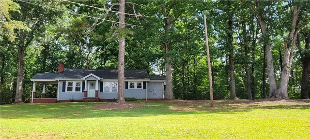 $230,000 | 125 Indian Oaks Road, Seneca, SC 29672