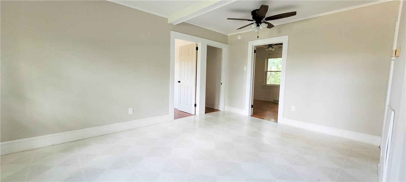 125 Indian Oaks Road Seneca, SC 29672 - Photo 11 of 26 Dining room