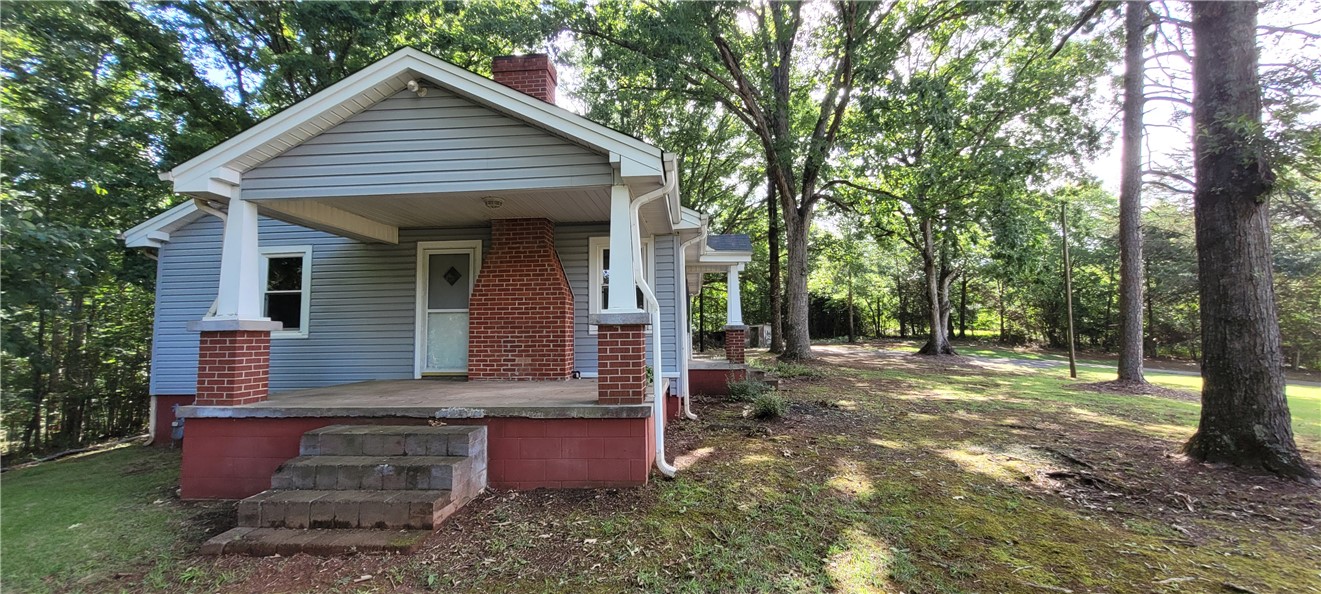 125 Indian Oaks Road Seneca, SC 29672 - Photo 8 of 26 Gallery Image 8