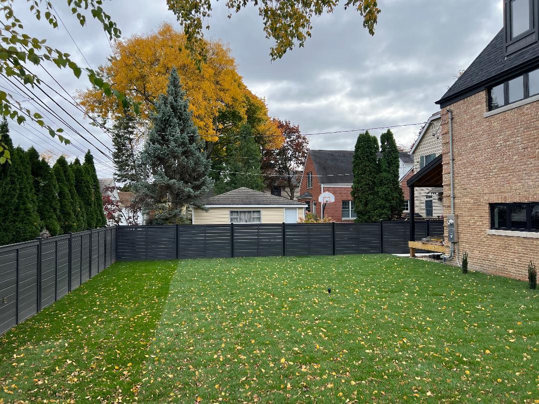 435 North Merrill Street Park Ridge, IL 60068 - Photo 4 of 51 a view of a backyard with a garden and trees