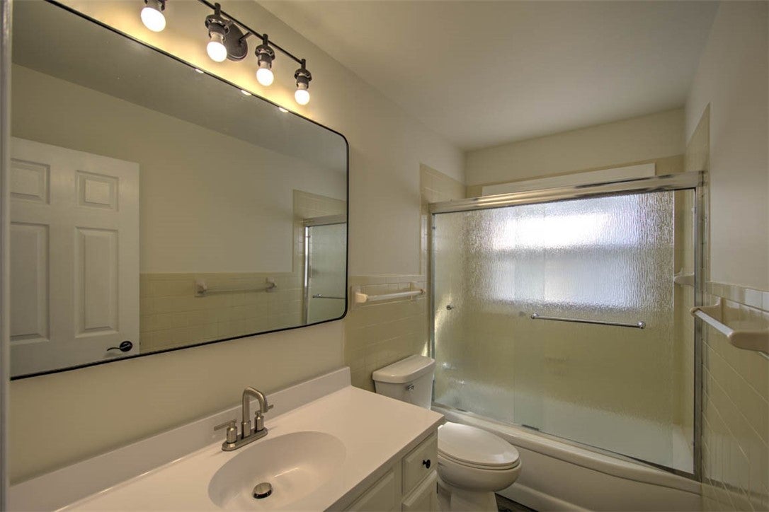 13 Crestview Drive Decatur, IL 62521 - Photo 15 of 23 Gallery Image 15