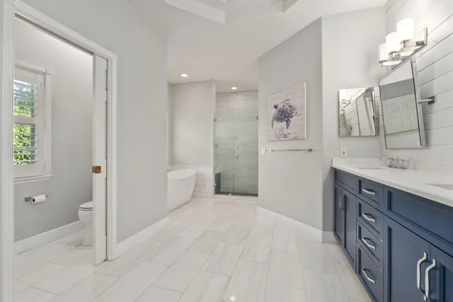 $1,375,000 | 104 Abbie Court, Sewall's Point, FL 34996