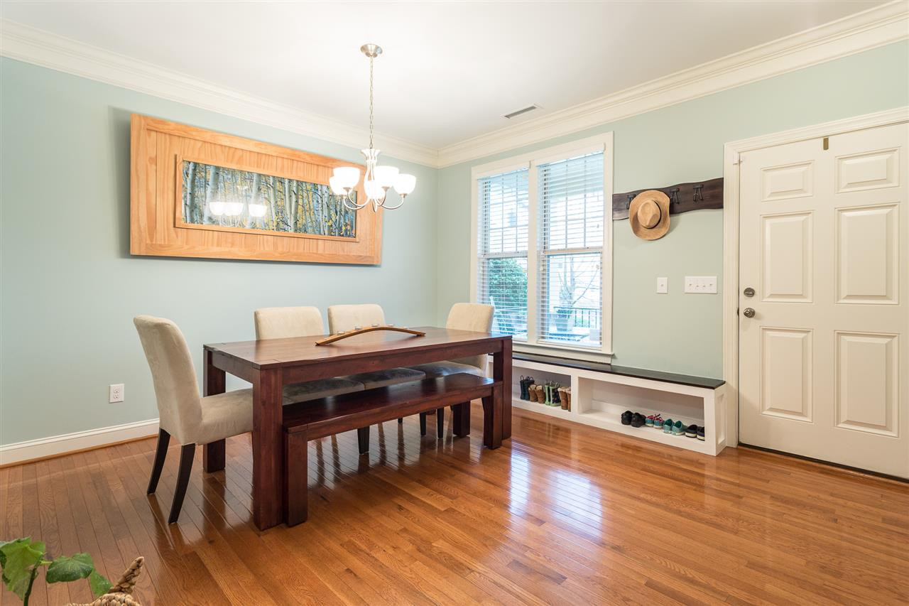 516 Bouree Circle Raleigh, NC 27606 - Photo 5 of 29 Photo 5