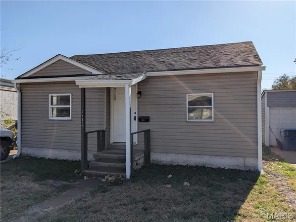 $109,900 | 2712 Lincoln Avenue, Granite City, IL 62040