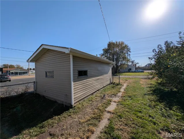 $114,900 | 2712 Lincoln Avenue, Granite City, IL 62040