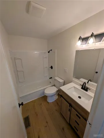 $114,900 | 2712 Lincoln Avenue, Granite City, IL 62040