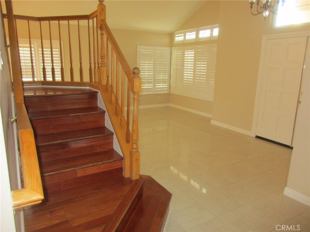 902 Basilone Drive Riverside, CA 92506 - Photo 2 of 36 Gallery Image 2