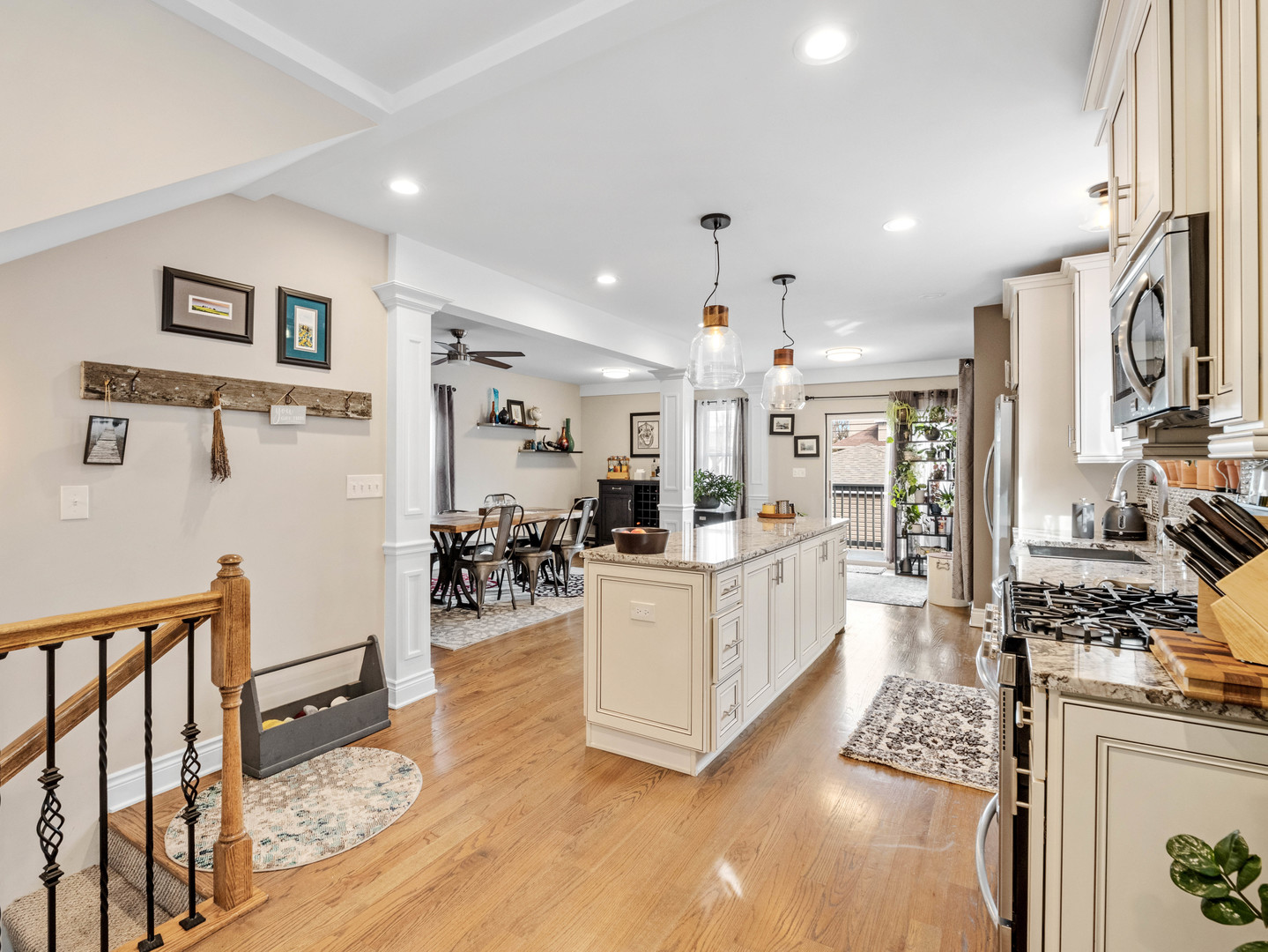 3727 Home Avenue Berwyn, IL 60402 - Photo 7 of 43