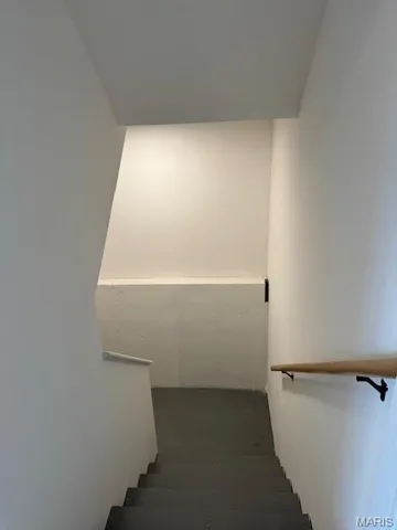 $430,300 | 222 Grand Vista Court, Edwardsville, IL 62025