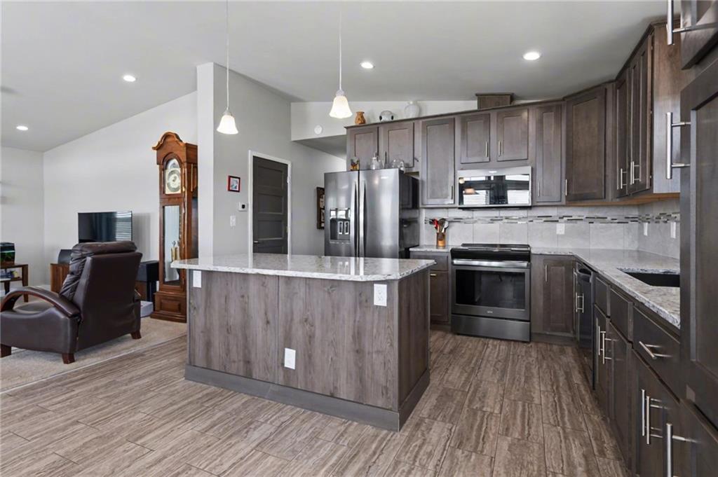 1558 North 450th Road Baldwin City, KS 66006 - Photo 14 of 51
