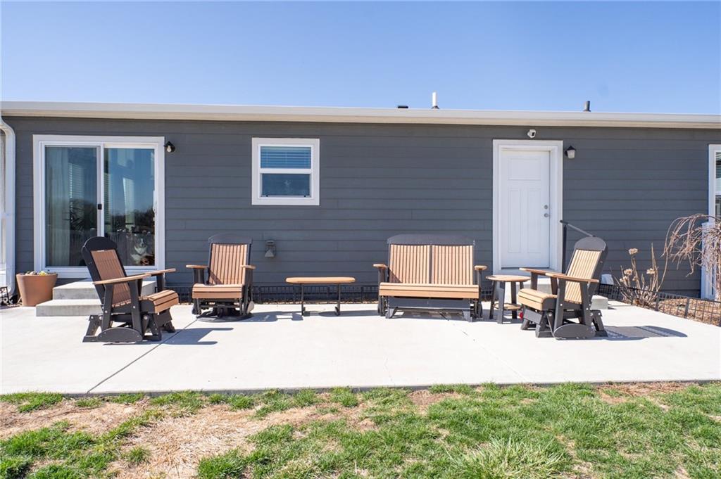 1558 North 450th Road Baldwin City, KS 66006 - Photo 33 of 51