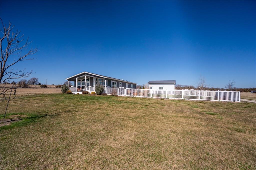 1558 North 450th Road Baldwin City, KS 66006 - Photo 45 of 51