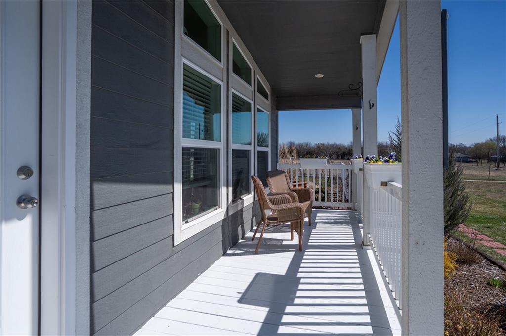 1558 North 450th Road Baldwin City, KS 66006 - Photo 5 of 51