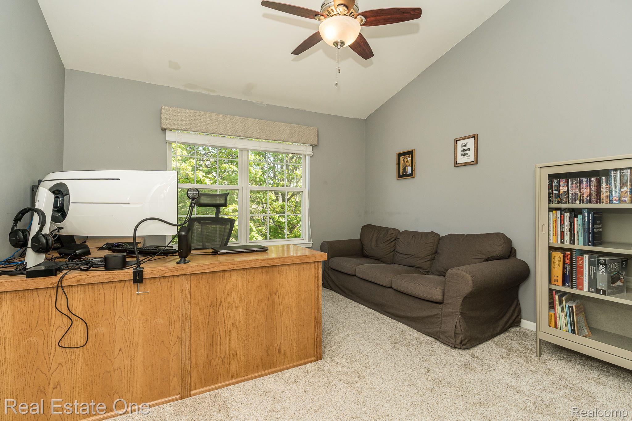 3287 Silverbrook Drive Rochester, MI 48306 - Photo 34 of 45 Gallery Image 34
