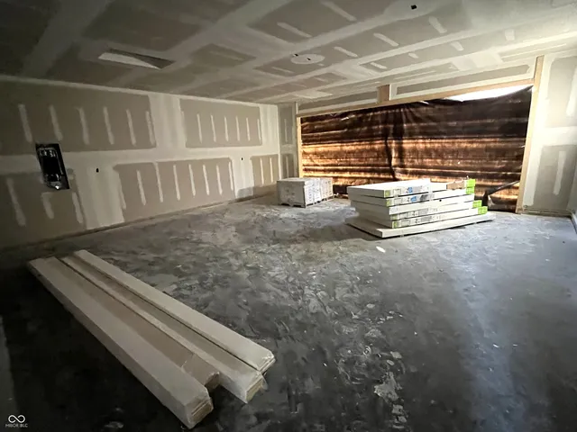 $279,000 | 32 Ashley Drive, Spencer, IN 47460