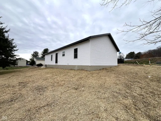 $279,000 | 32 Ashley Drive, Spencer, IN 47460