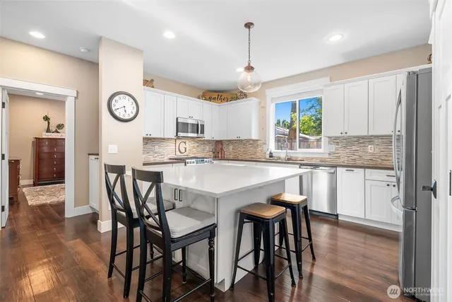 $1,795,000 | 7235 20th Avenue Southeast, Lacey, WA 98503