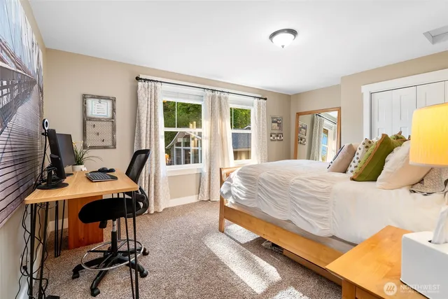 $1,795,000 | 7235 20th Avenue Southeast, Lacey, WA 98503