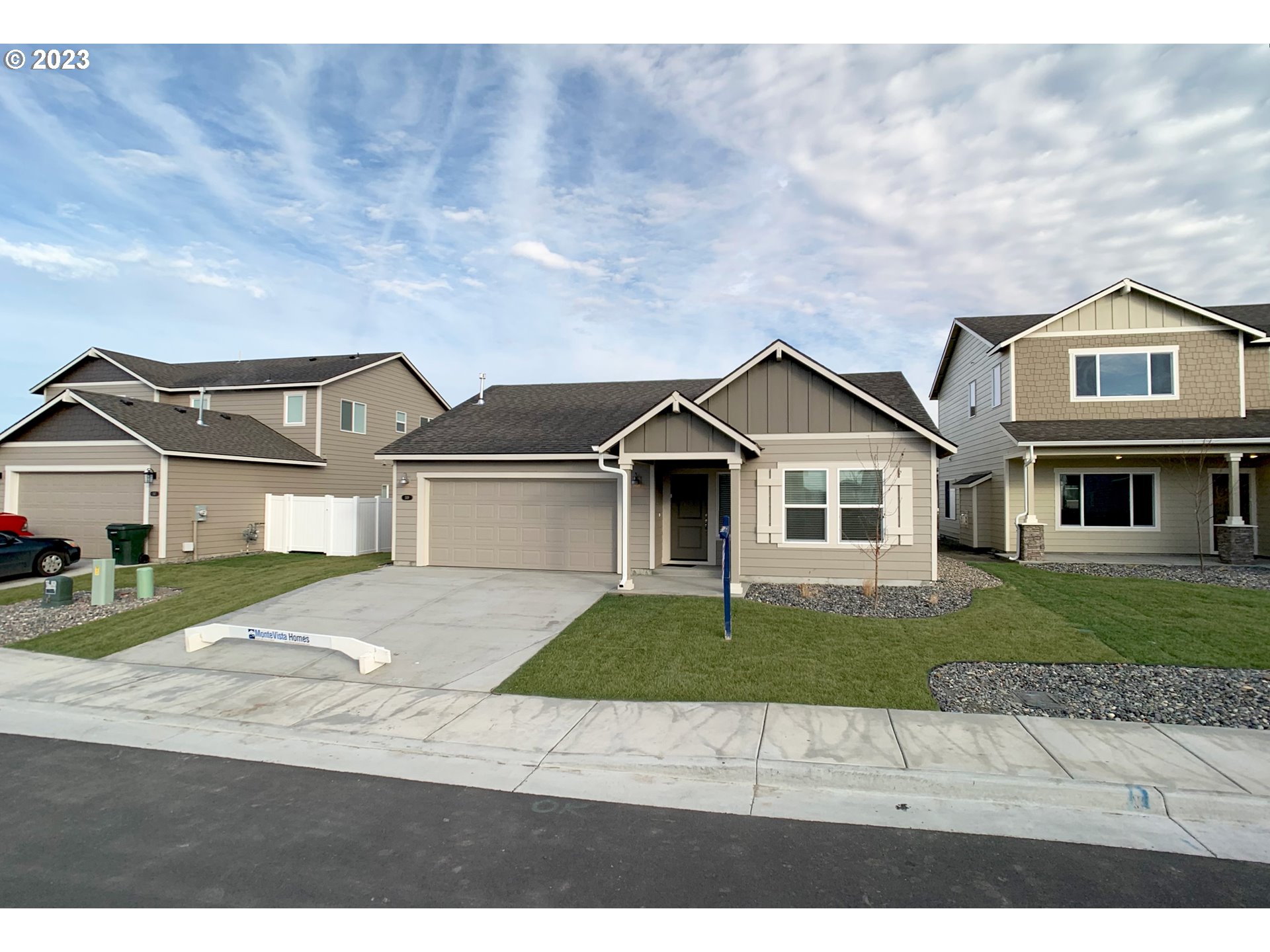 539 East Rosa Avenue Hermiston, OR 97838 - Photo 2 of 29 Gallery Image 2