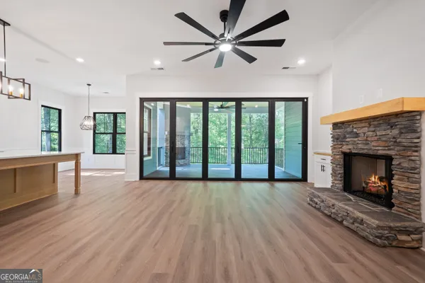 $999,990 | 104 Open Bay Drive, Eatonton, GA 31024