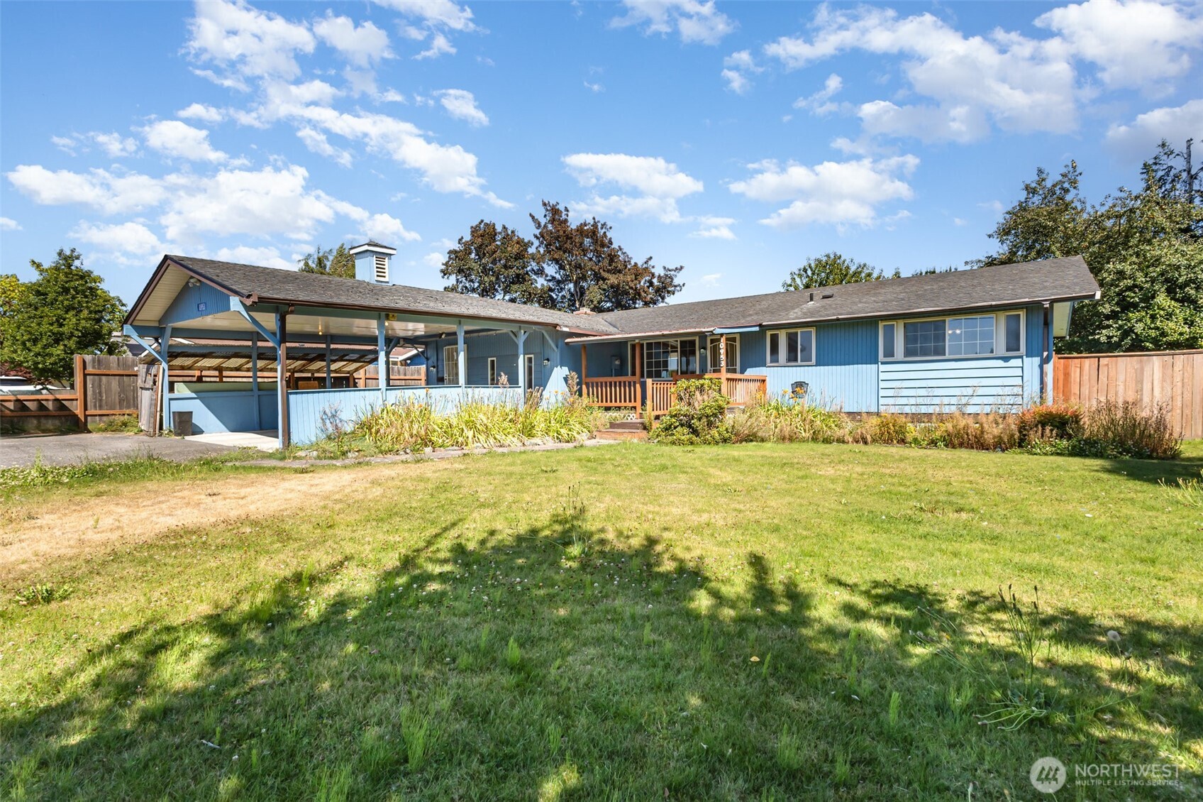 10953 Gardner Road Burlington, WA 98233 - Photo 1 of 27 Gallery Image 1