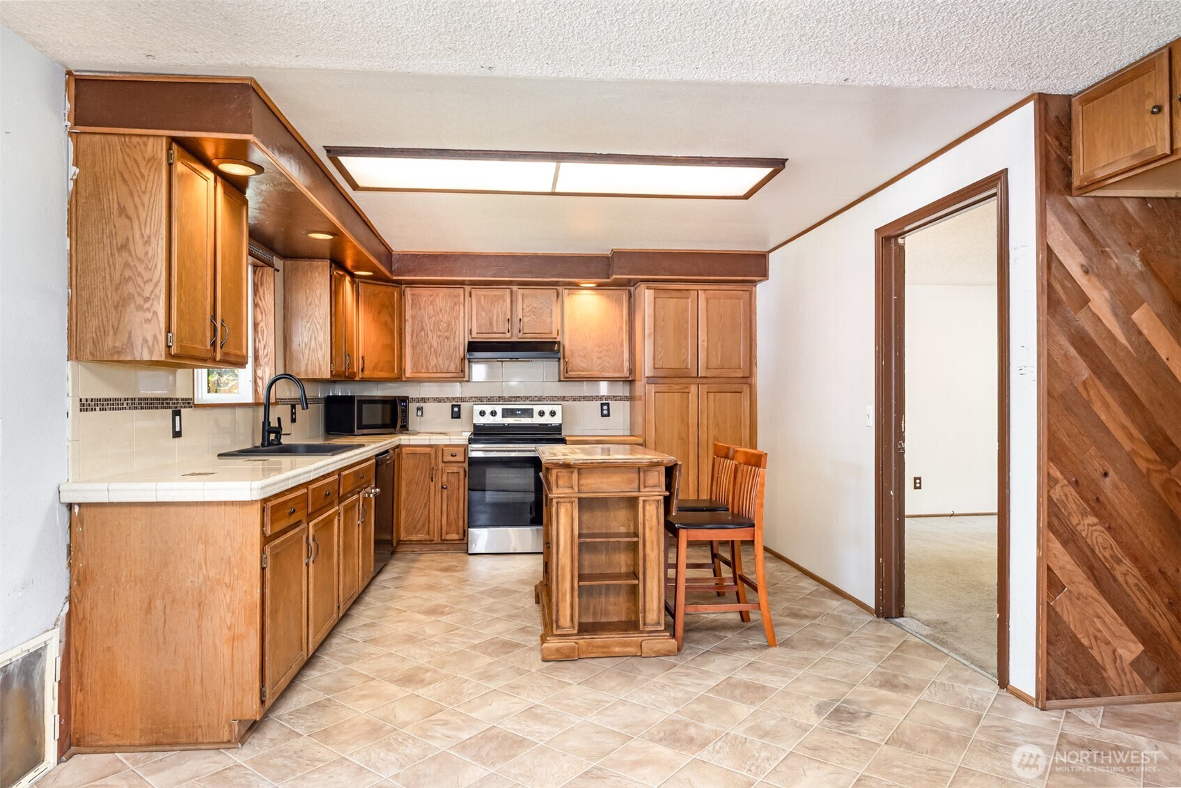 10953 Gardner Road Burlington, WA 98233 - Photo 6 of 27 Gallery Image 6