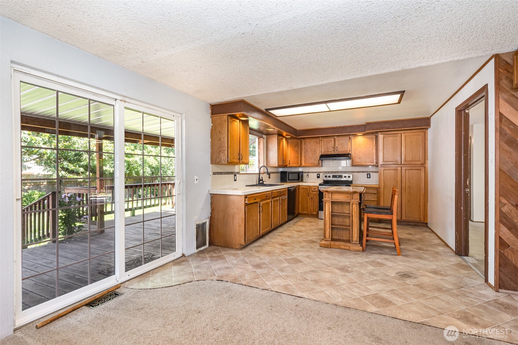 10953 Gardner Road Burlington, WA 98233 - Photo 8 of 27 Gallery Image 8