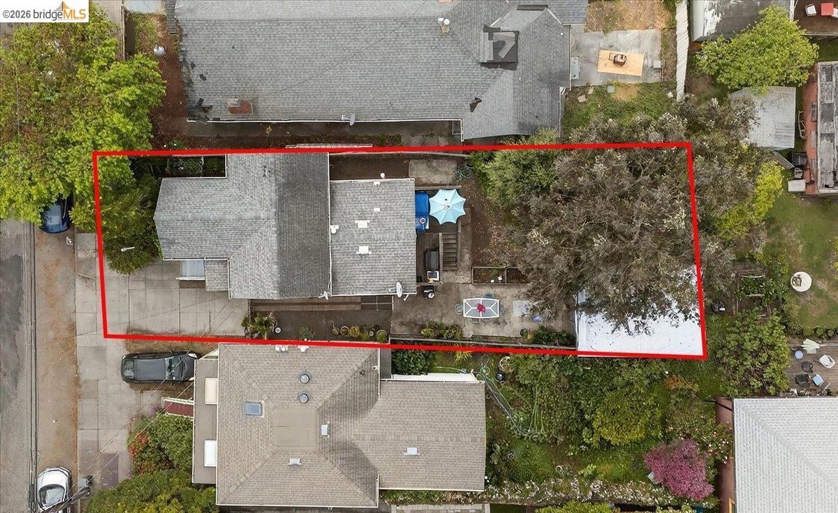 1013 Addison Street Berkeley, CA 94710 - Photo 57 of 57 Aerial perspective of suburban area featuring property parcel outlined