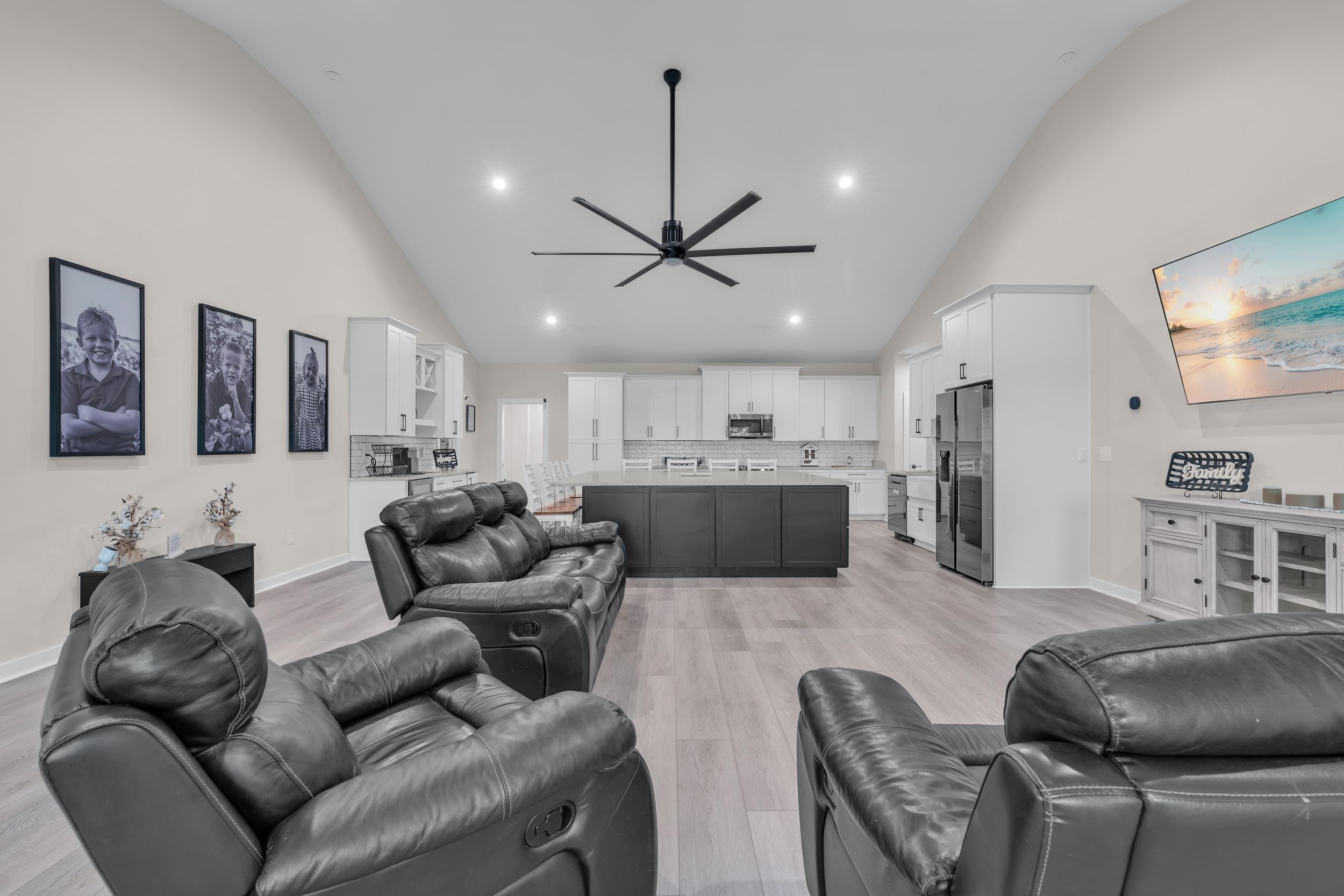 22592 Pastoral Lane Foley, AL 36535 - Photo 11 of 45 Living Room