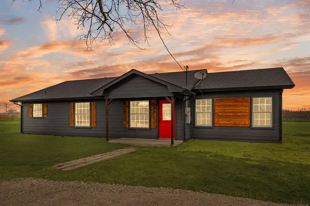 $329,000 | 6129 County Road 319B, Terrell, TX 75161