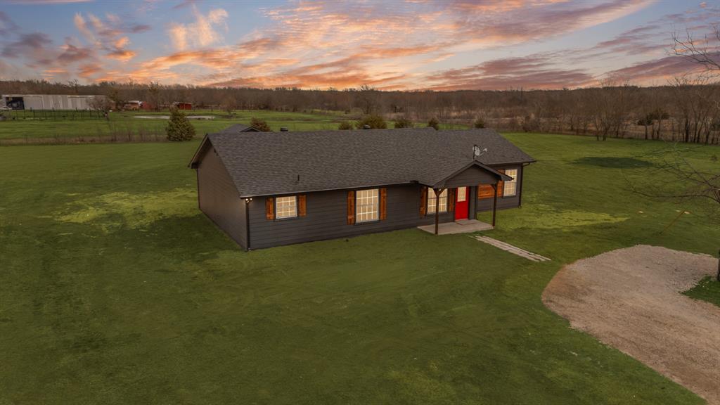 6129 County Road 319B Terrell, TX 75161 - Photo 2 of 32