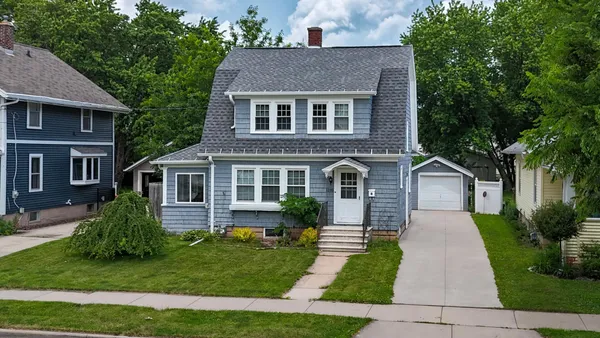 $249,900 | 1210 West Packard Street, Appleton, WI 54914