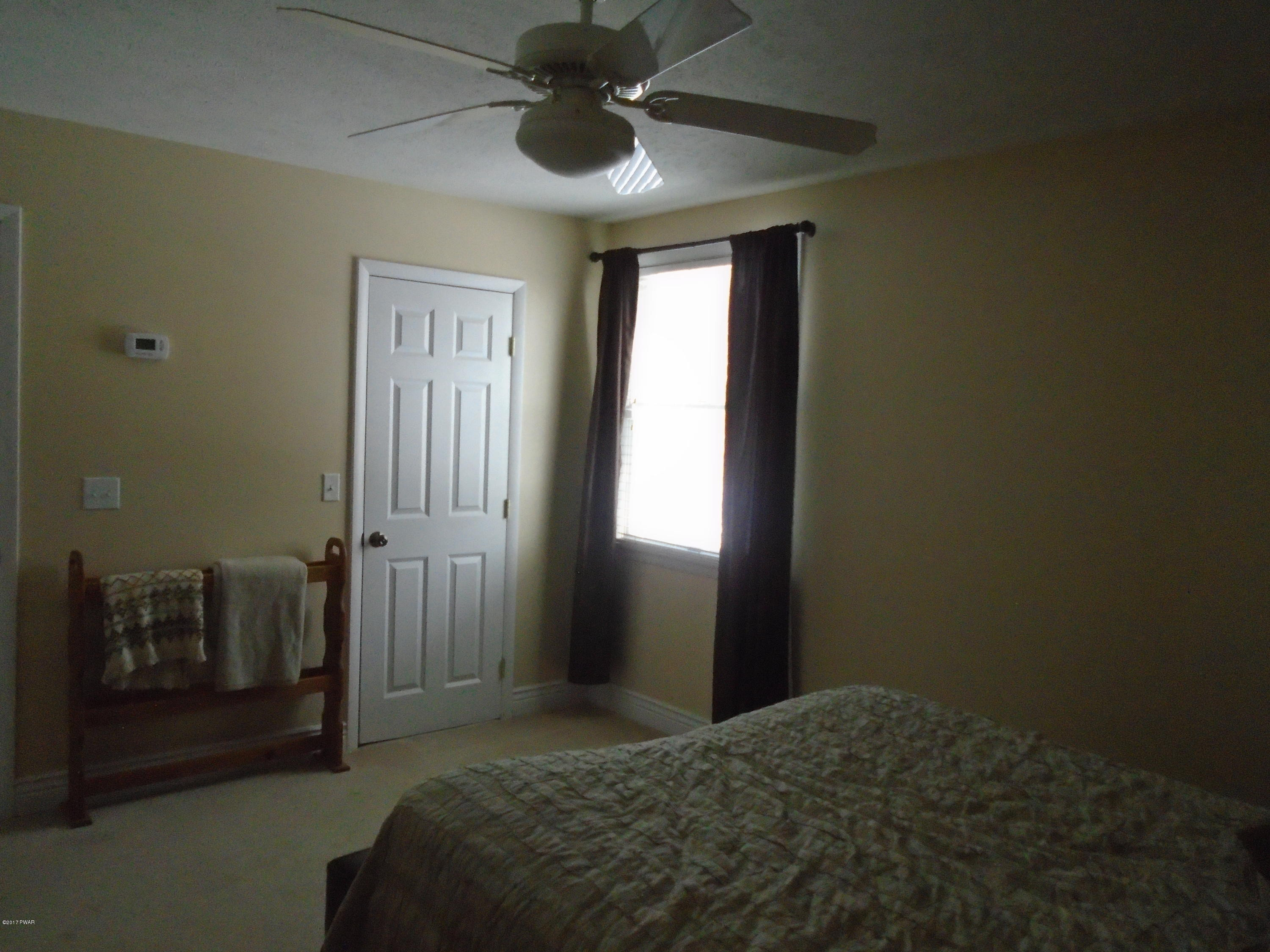 369 Cummins Hill Road Milford, PA 18337 - Photo 12 of 35